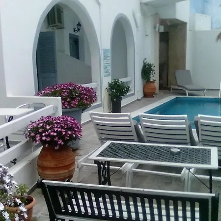 ليتا فندق ثيرا