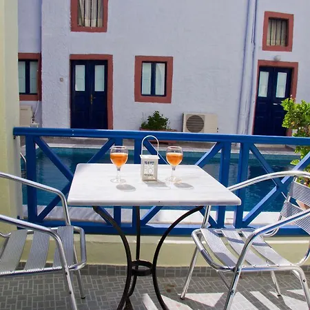 Leta Szálloda Fíra