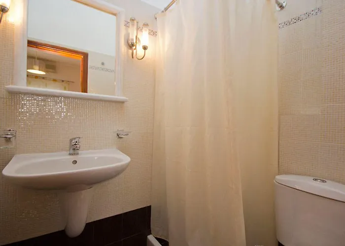 Leta Fira (Santorini)